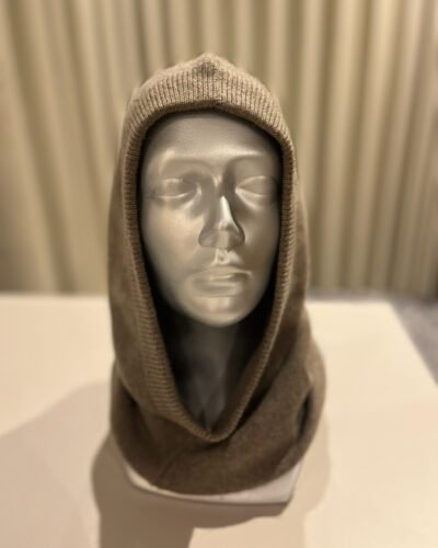 Ruda balaklava